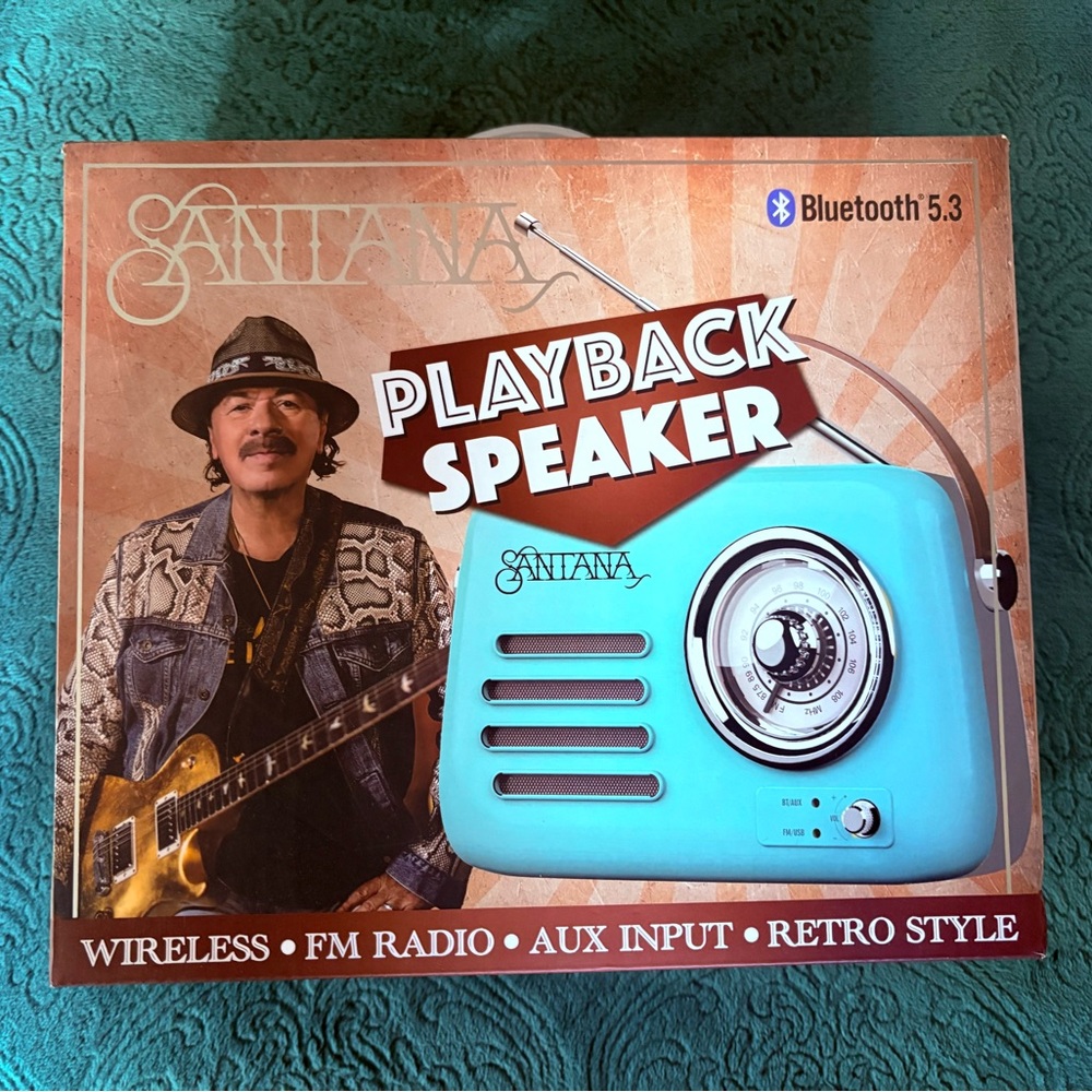 Blue Retro Portable Speaker